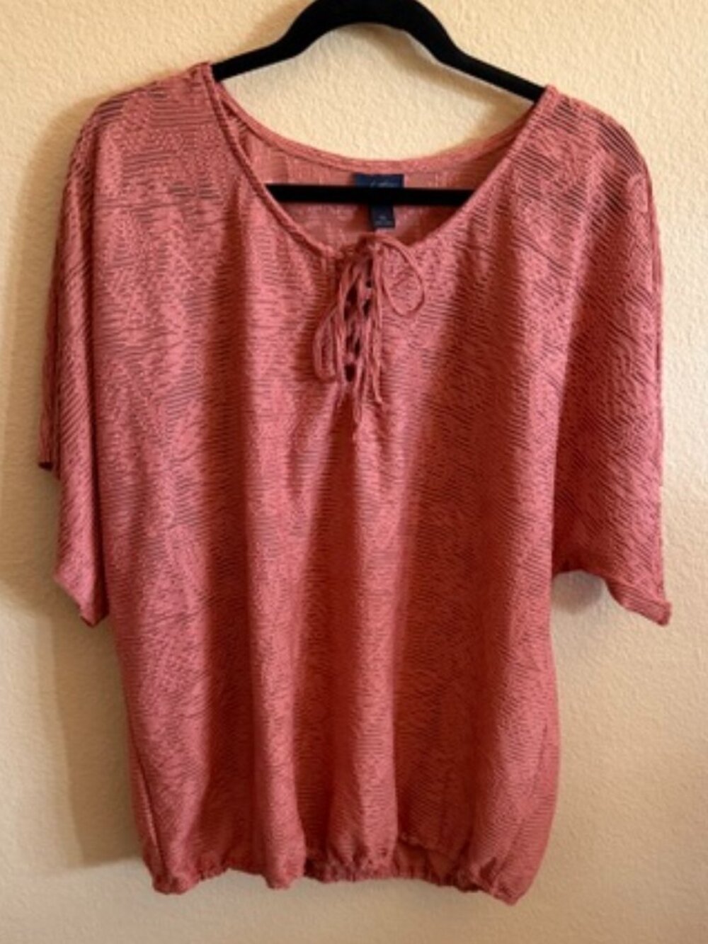 Buckle Daytrip Dusty Rose shirt w/Front tie Size XL